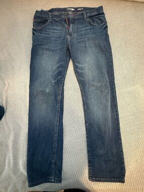 Wrangler Men's Blue Straight Leg Jeans